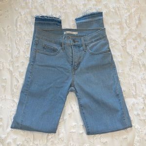 Levi’s 311 shaping skinny